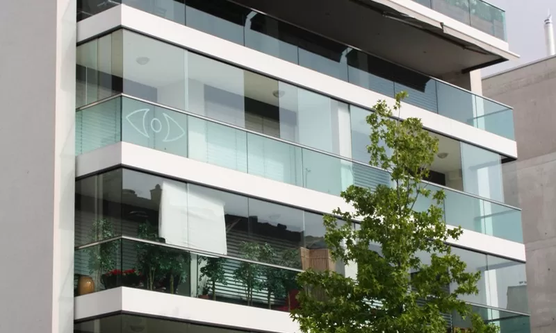 Serviços de envidraçamento em Praia Grande